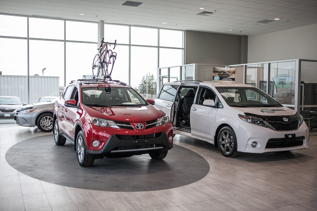 Georgetown Toyota | car dealer | 312 Guelph St, Georgetown, ON L7G 4B5, Canada | 2892034942 OR +1 289-203-4942