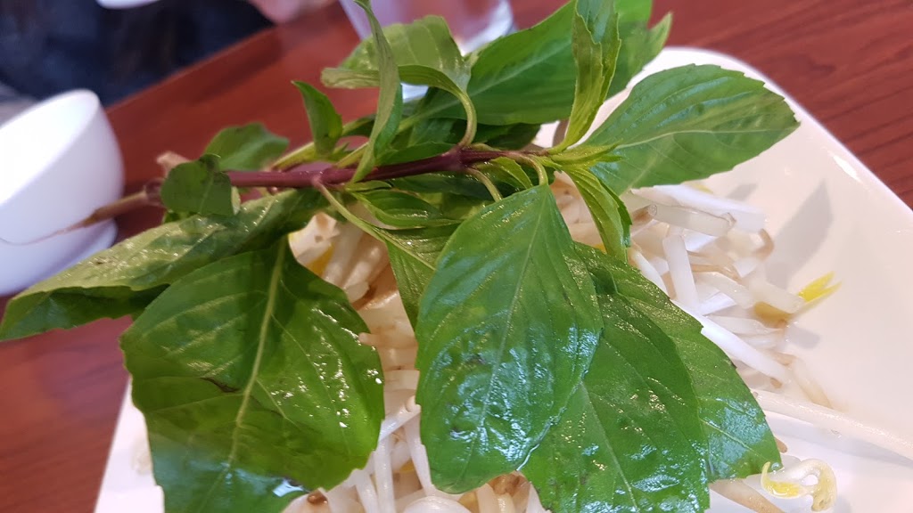 Pho Bistro | 4281 King St E, Kitchener, ON N2P 2X7, Canada | Phone: (519) 219-4746