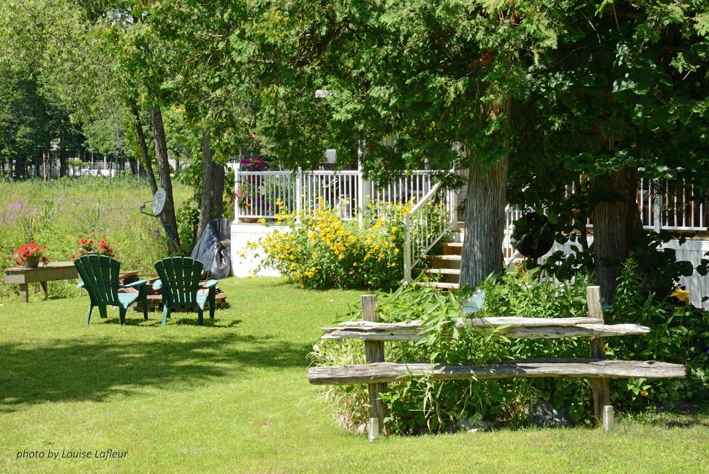 Cedar Cove Resort | 100 Cedar Cove Rd, White Lake, ON K0A 3L0, Canada | Phone: (613) 623-3133