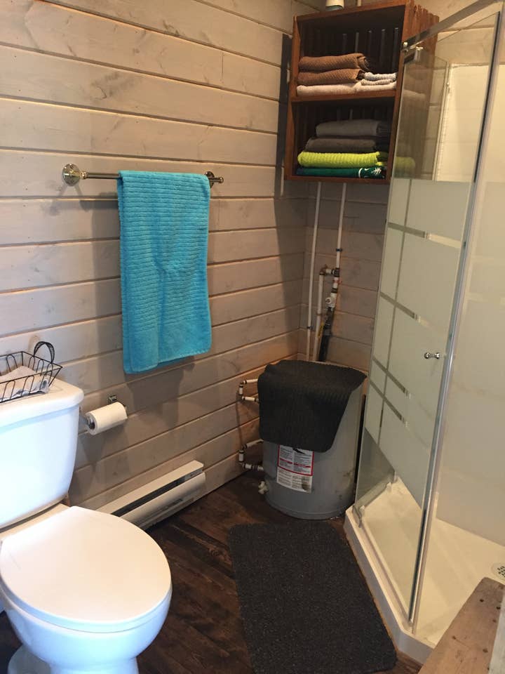 Reiley Farms - Twin Cabins | Richard, SK S0M 2V0, Canada | Phone: (306) 361-1000