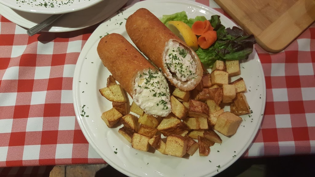 Etno Bar & Grill | 125 Gailmont Dr, Hamilton, ON L8K 4B8, Canada | Phone: (905) 393-2076