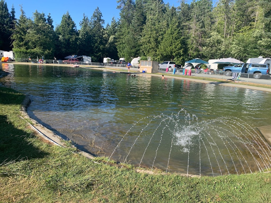 Qualicum Bay Resort | 5970 W Island Hwy W, Qualicum Beach, BC V9K 2N1, Canada | Phone: (250) 757-2003