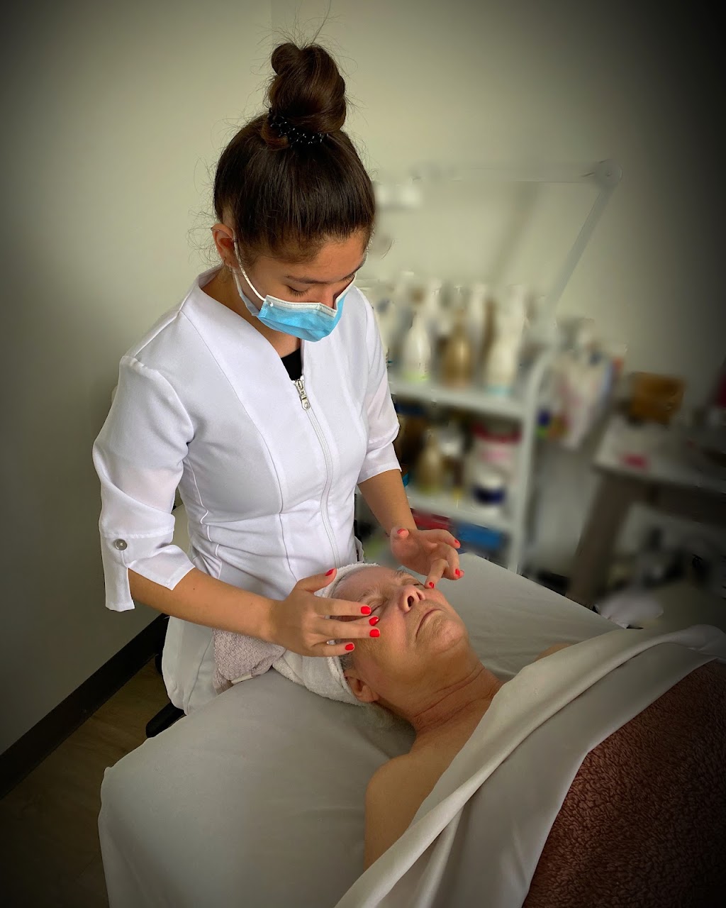 Institut La belle et les beautés | 1316 Chem. des Anglais, Terrebonne, QC J6X 4G3, Canada | Phone: (438) 821-5783