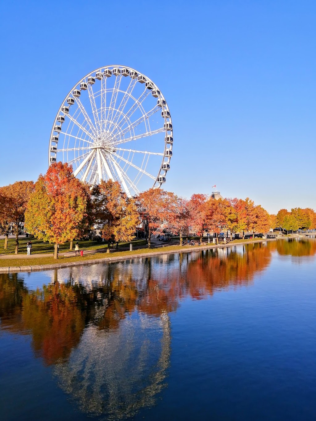 Parc du Bassin-Bonsecours | Port St, Montreal, QC H2Y 0B4, Canada | Phone: (514) 872-0311