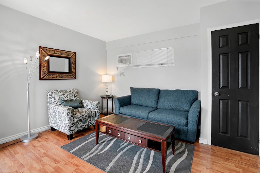 The Waters Edge Inn | 149 Queen St, Campbellford, ON K0L 1L0, Canada | Phone: (705) 653-4470