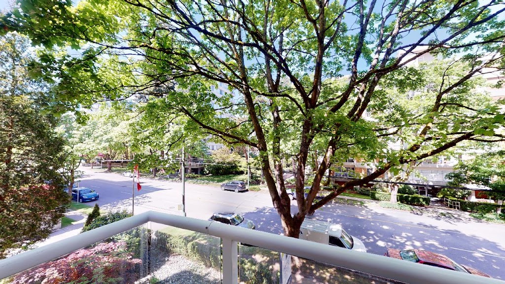 University Manor - CLV Group | 4640 W 10th Ave, Vancouver, BC V6R 2J5, Canada | Phone: (778) 819-3351
