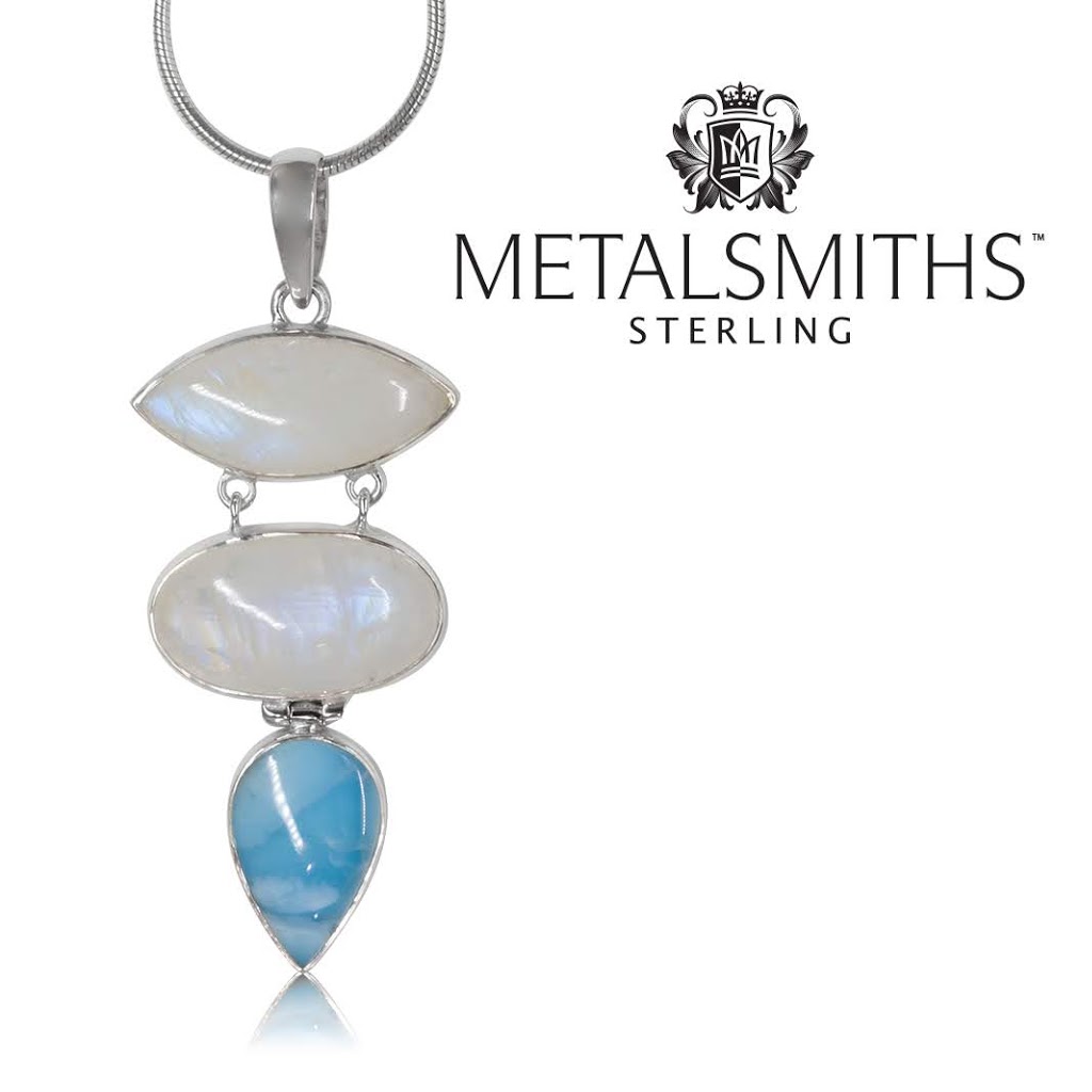 Metalsmiths Sterling | jewelry store | Edmonton Intl Airport (YEG), 1000 Airport Rd, Edmonton International Airport, AB T9E 0V6, Canada | 7808902184 OR +1 780-890-2184