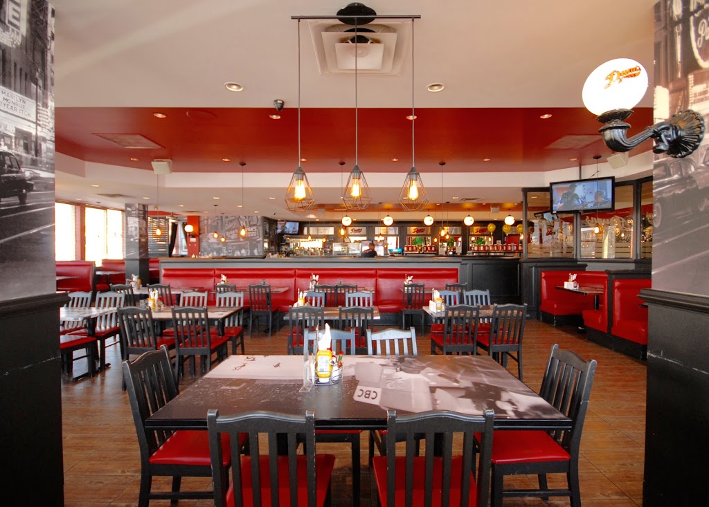 Dunns Laval - Steak Smoked Meat Burgers Pizza Poutine - Wine Co | 3800 Boulevard Saint-Martin O, Laval, QC H7T 1B2, Canada | Phone: (450) 681-1194