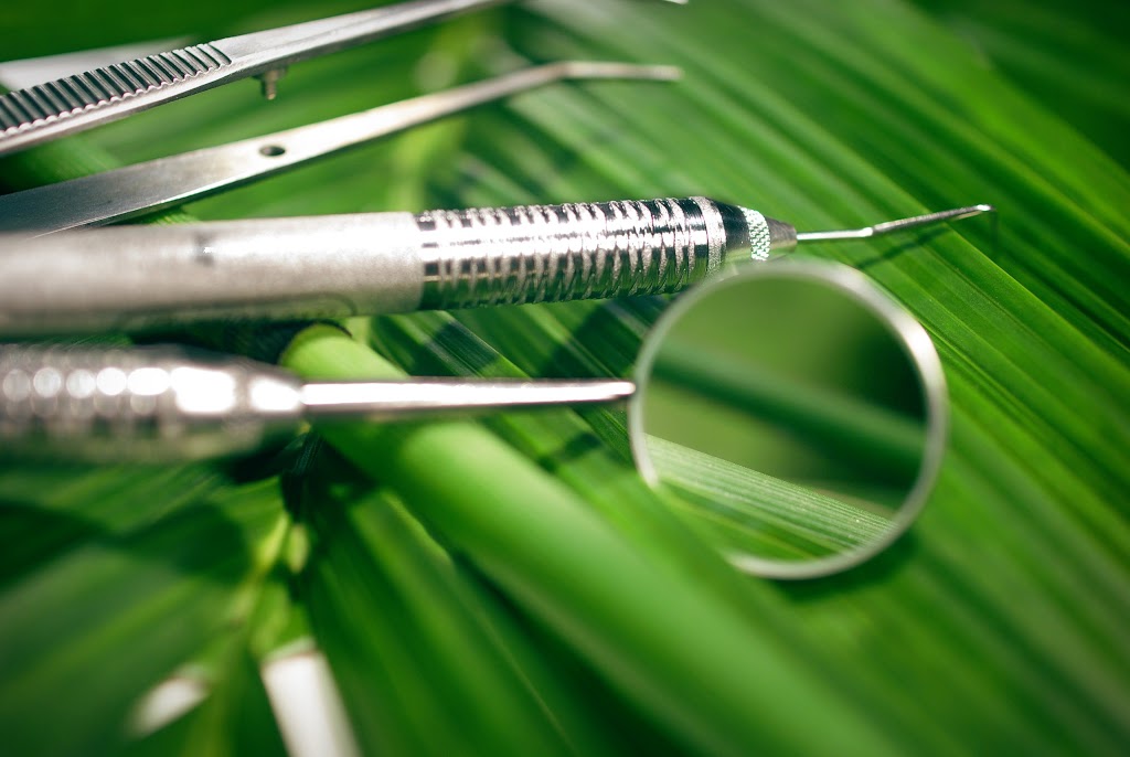 Expressions Professional Tooth Whitening & Dental Hygene Clinic | 1313 Lorne St, Sudbury, ON P3C 5M9, Canada | Phone: (705) 586-8686