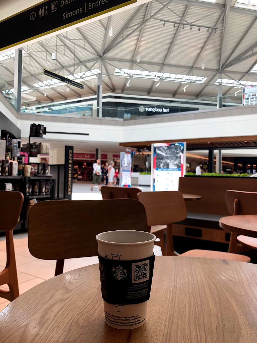 Starbucks | 153A Boulevard des Promenades Z009, Saint-Bruno-de-Montarville, QC J3V 5K2, Canada | Phone: (450) 653-5683