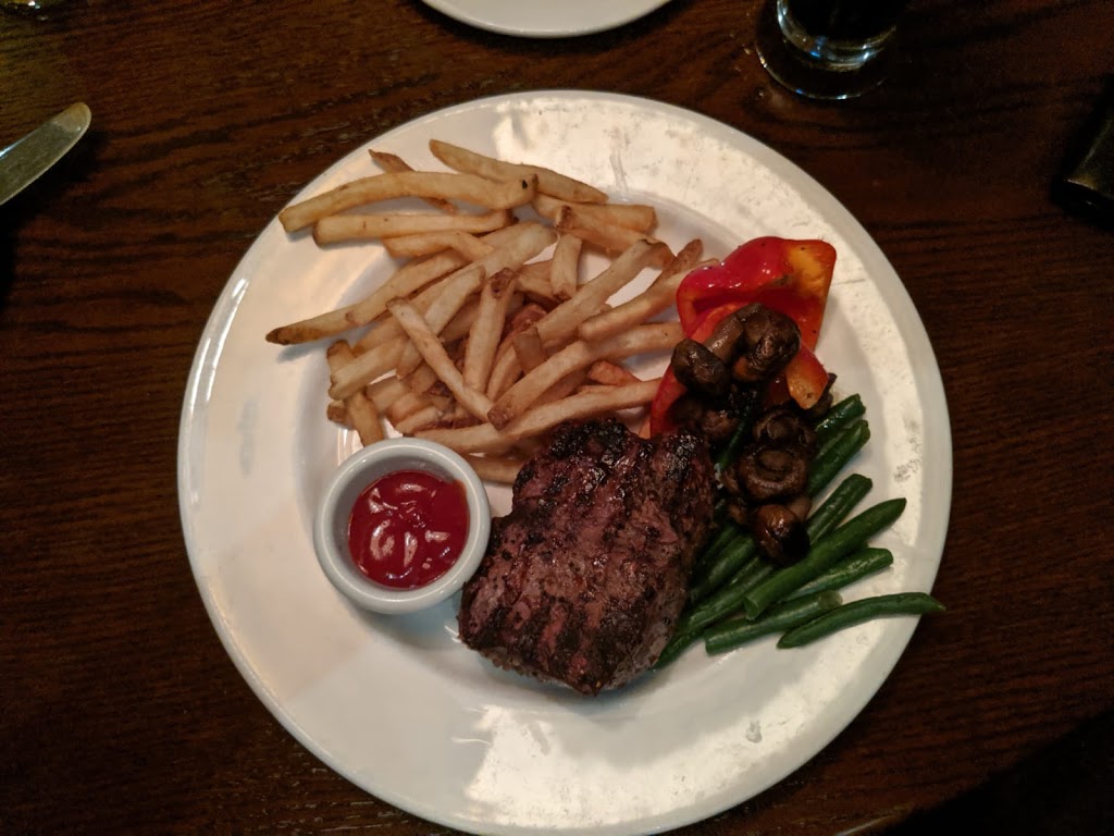The Keg Steakhouse + Bar - St. James | 2554 Portage Ave, Winnipeg, MB R3J 0N8, Canada | Phone: (204) 885-5275