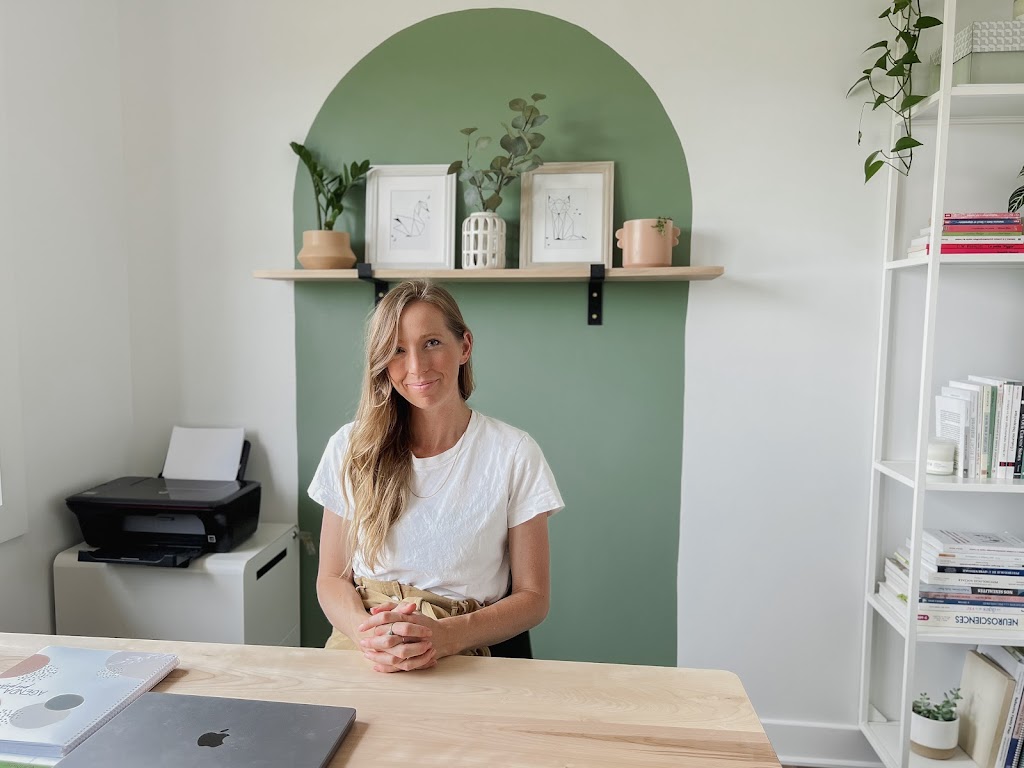 Jade Beauregard, psychologue | 166 C Chem. des Acacias, Sainte-Anne-des-Lacs, QC J0R 1B0, Canada | Phone: (450) 602-4250