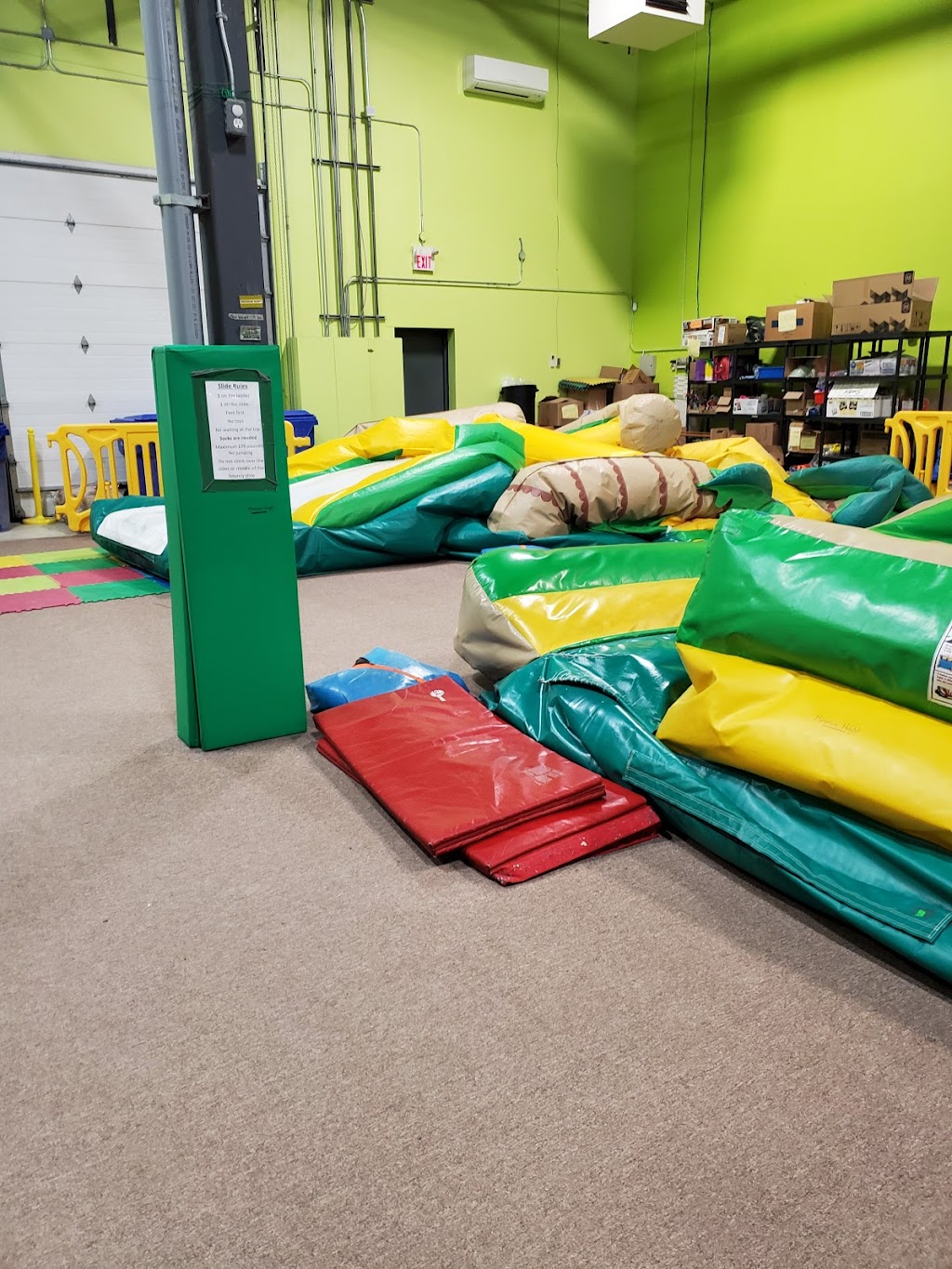 Jungle Oasis Playground | 695 Riddell Rd #2, Orangeville, ON L9W 4Z5, Canada | Phone: (519) 941-1010