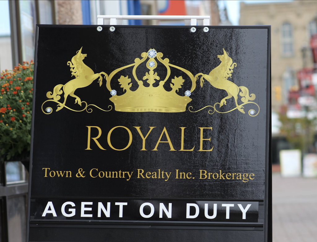 Royale Town & Country Realty Inc. | 46 Kent St W, Lindsay, ON K9V 2Y2, Canada | Phone: (705) 320-9119