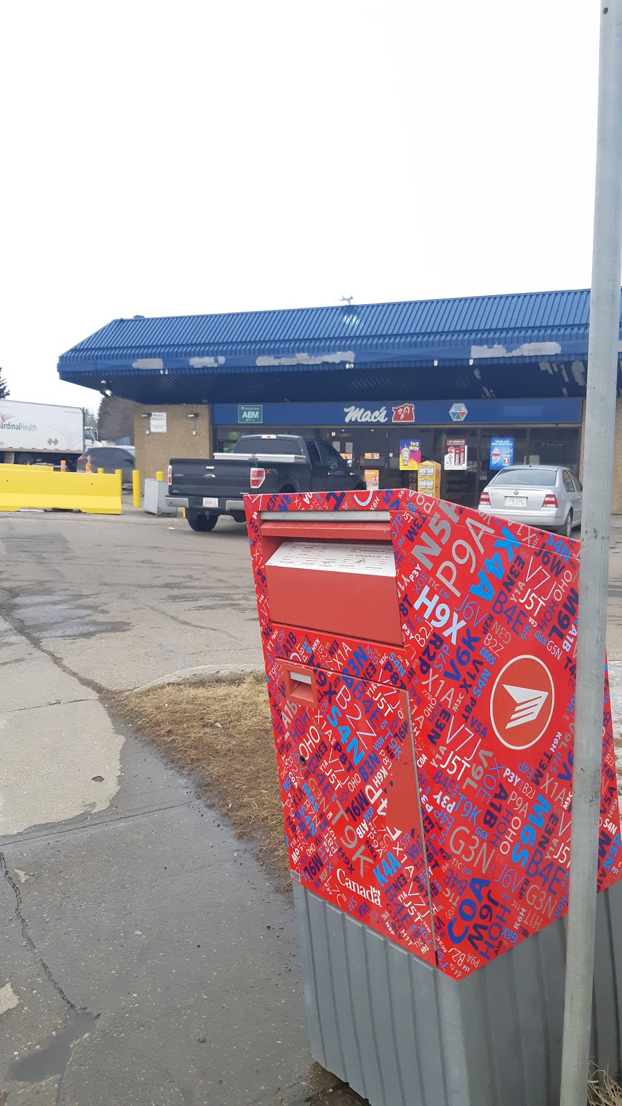 Macs | 3540 137 Ave NW, Edmonton, AB T5Y 1Y7, Canada | Phone: (780) 457-4457
