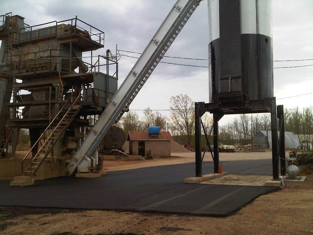 Browns Paving Ltd | 20 Plant Rd, Sussex Corner, NB E4E 2W9, Canada | Phone: (506) 433-4721