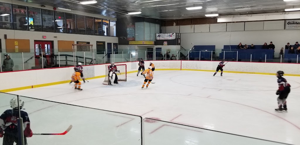 Emile-Bedard Centre | 540 207e Avenue, Saint-Georges, QC G9T 3M1, Canada | Phone: (819) 536-7200