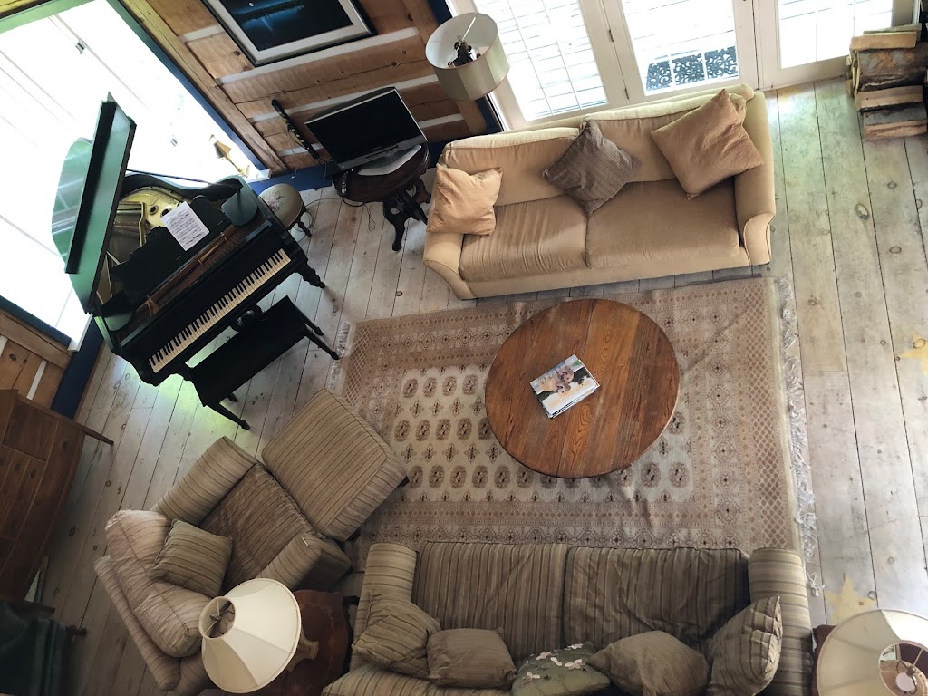 Wood View on the Lake | 6242 ON-28, Woodview, ON K0L 3E0, Canada | Phone: (905) 512-2488