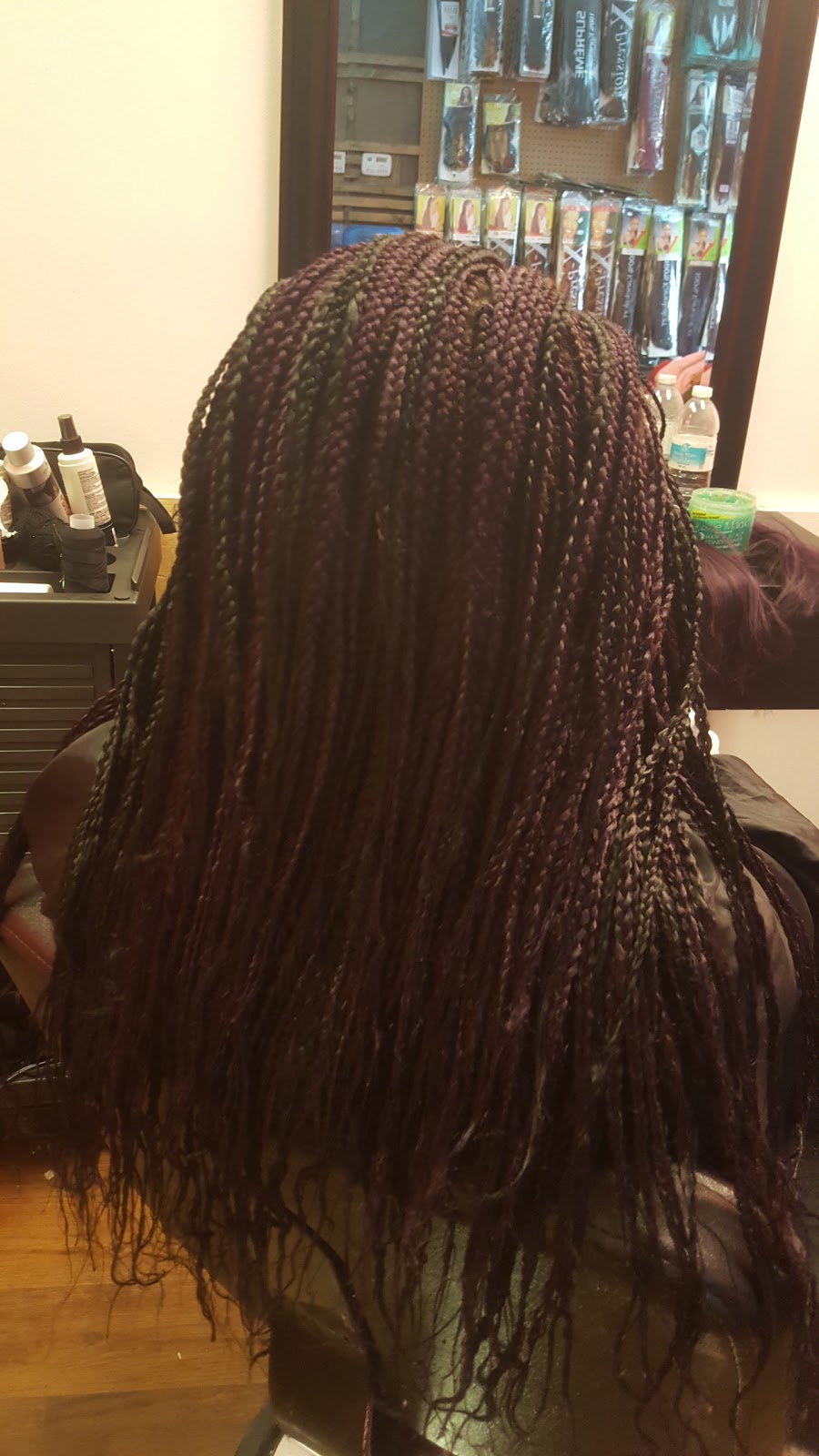 LIZNGAB BEAUTY SUPPLIES AND SALON | 5 702 22ND STREET WEST, Saskatoon, SK S7M 0R5, Canada | Phone: (306) 914-3987