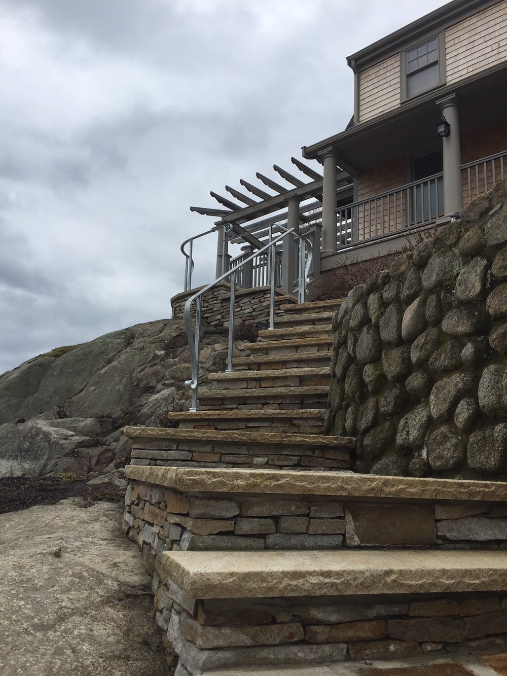 Toronto Glass & Railings | 4 Carlaw Ave, Toronto, ON M4M 2R5, Canada | Phone: (416) 876-8841