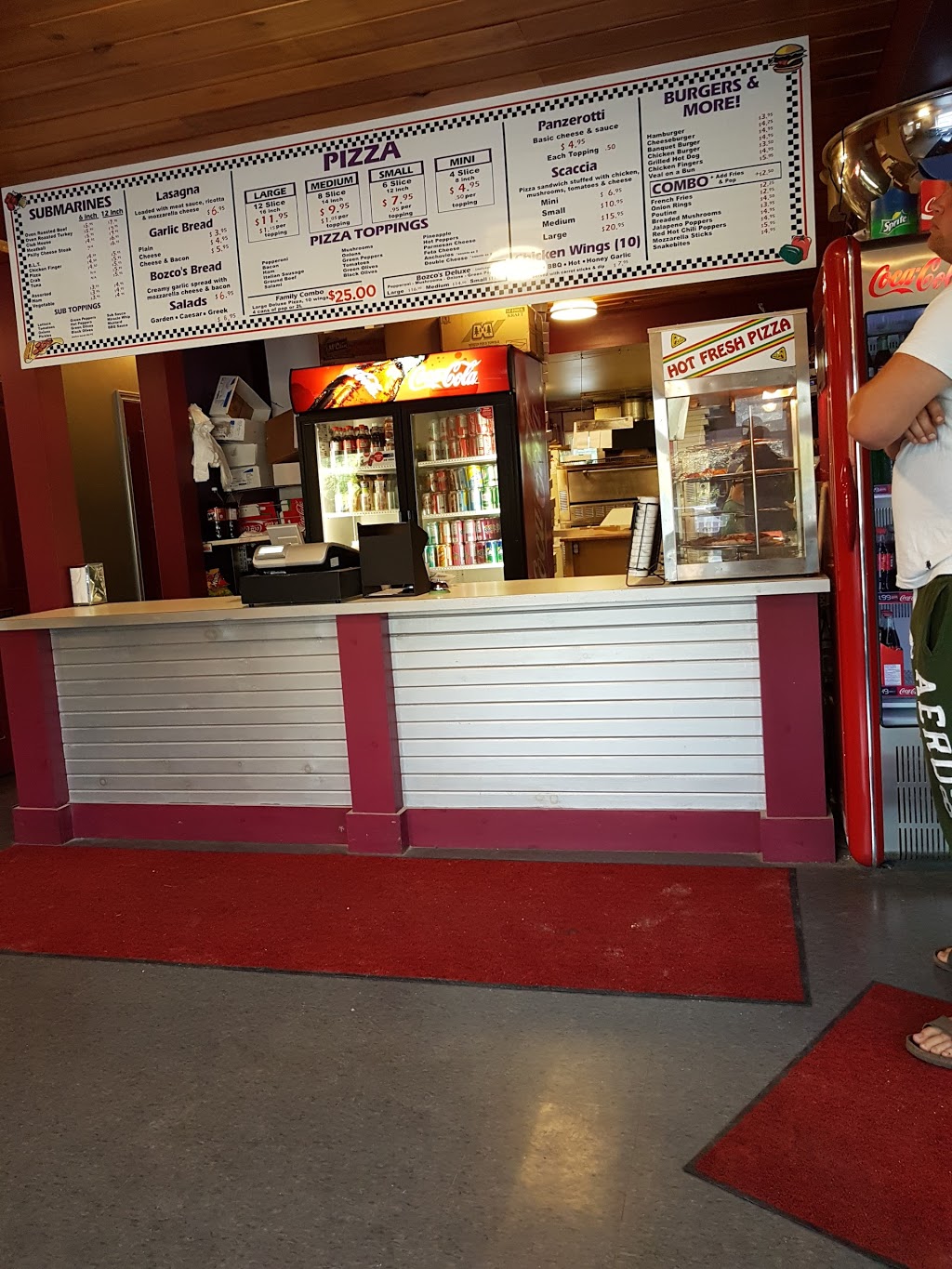 Bozcos Pizza | 50 Coldwater Rd, Coldwater, ON L0K 1E0, Canada | Phone: (705) 686-7600