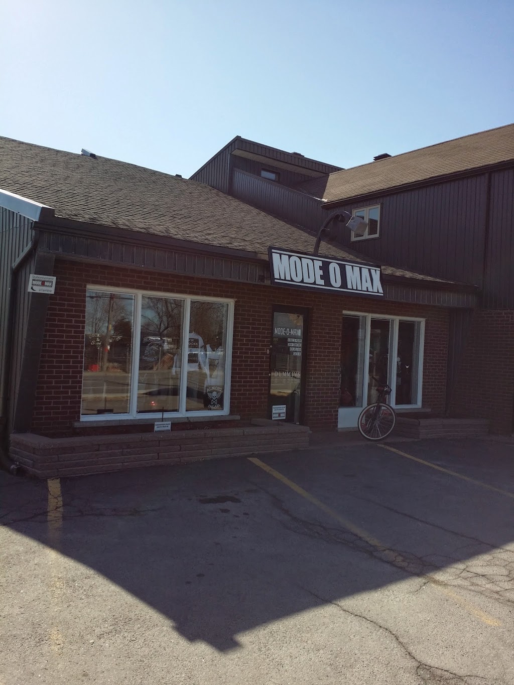 Boutique Mode-O-Max | 5182 QC-132, Sainte-Catherine, QC J5C 1L8, Canada | Phone: (450) 635-1222