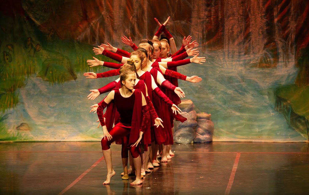 École Ann Brockman - Danse Cirque Théâtre | 72 Bd Sir-Wilfrid-Laurier, Beloeil, QC J3G 4G1, Canada | Phone: (450) 446-6658