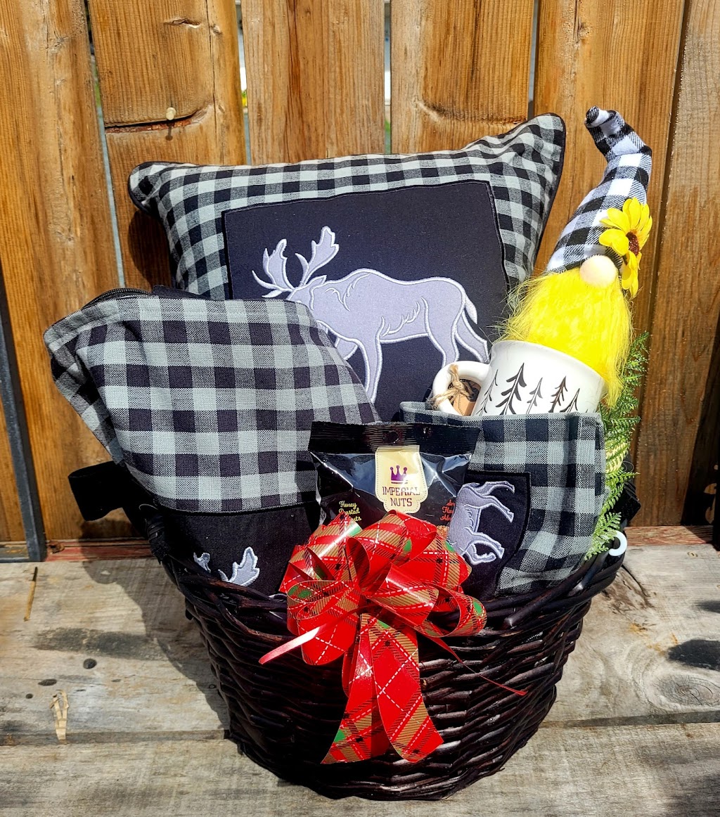 Gifts by the Pines | 12337 Hwy 41, Northbrook, ON K0H 2G0, Canada | Phone: (416) 820-4025