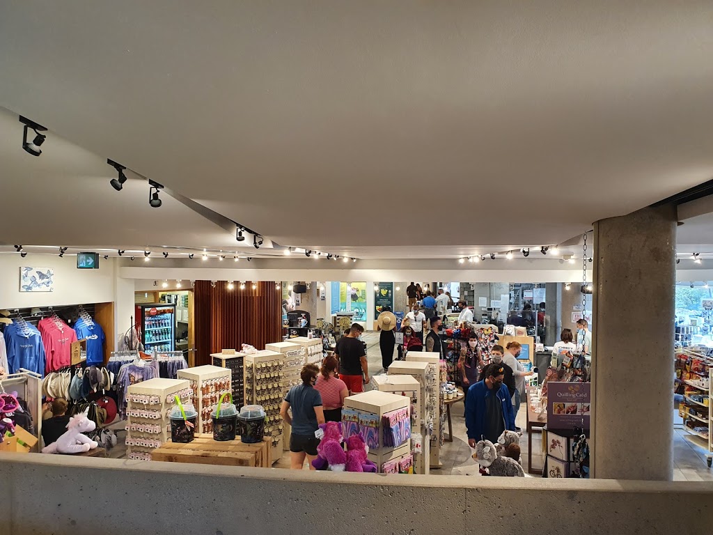 Butterfly Conservatory Parking | 2565 Niagara Pkwy, Niagara-on-the-Lake, ON L0S 1J0, Canada | Phone: (905) 358-0025