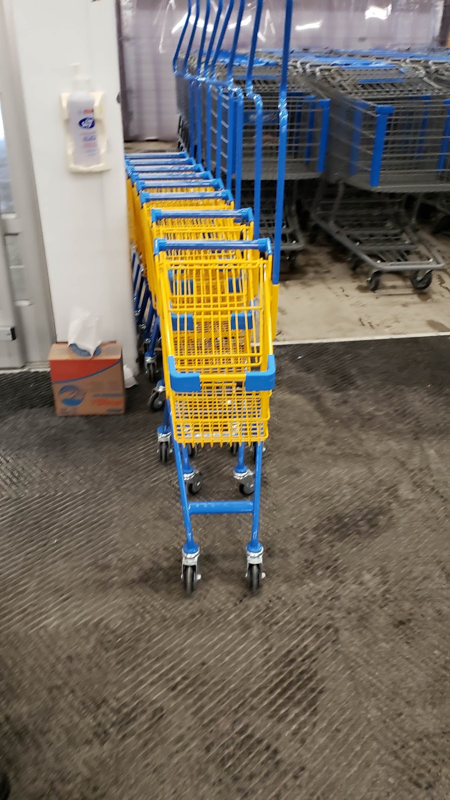 Walmart Burlington (S) Supercentre | 2065 Fairview St, Burlington, ON L7R 0B4, Canada | Phone: (905) 637-3100