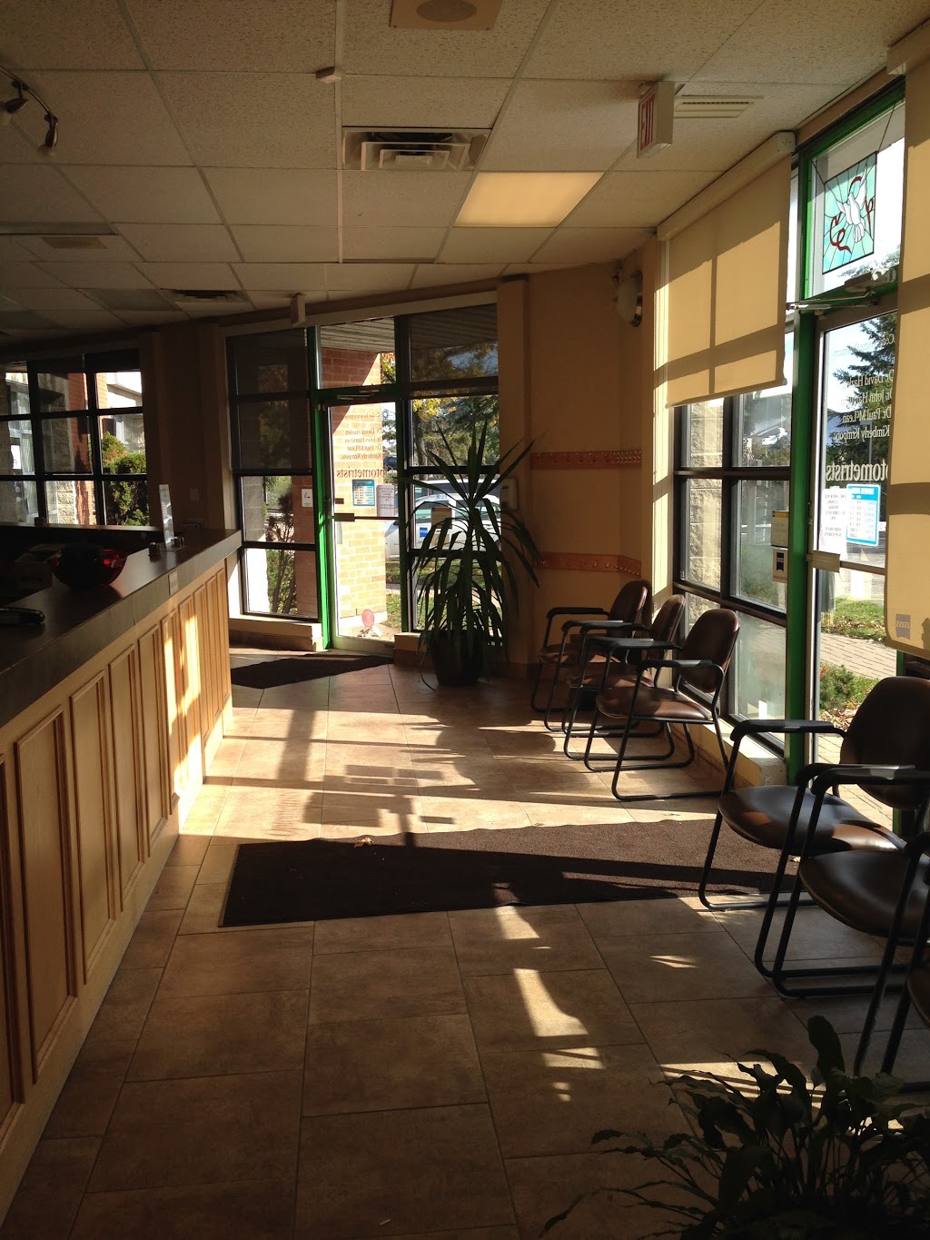 Cedar Pointe Optometry | 75 Cedar Pointe Dr #902, Barrie, ON L4N 5R7, Canada | Phone: (705) 728-0871