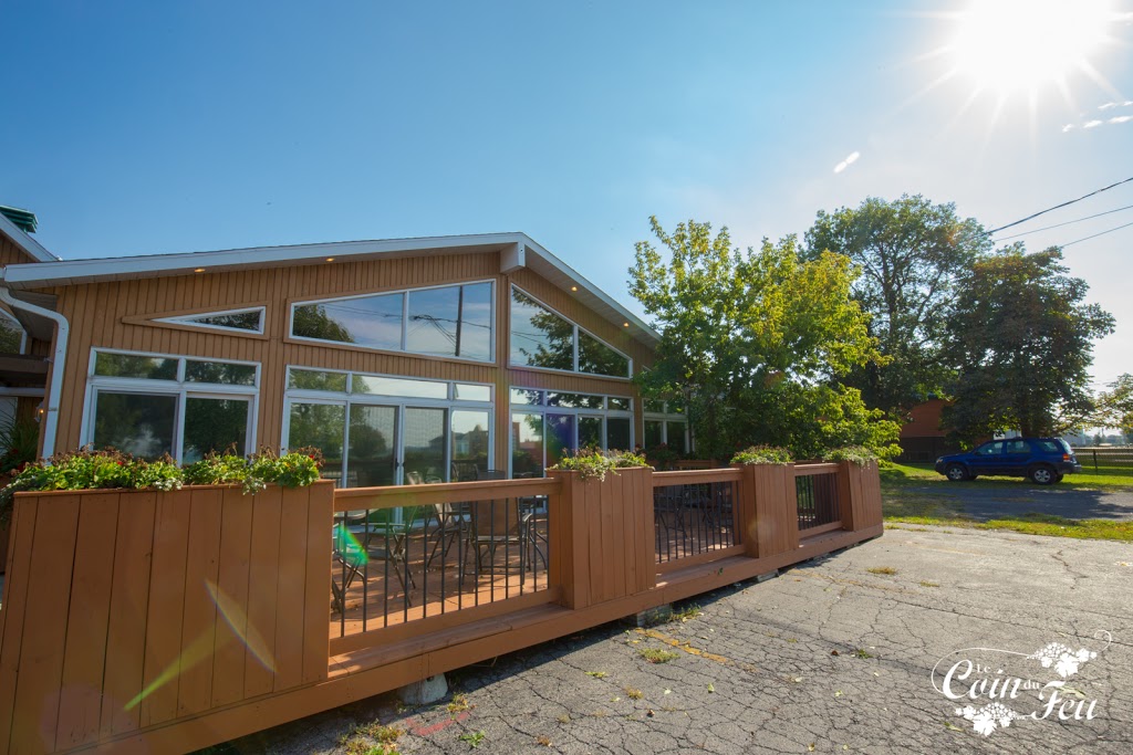 Au Coin du Feu | 514 QC-132, Sainte-Barbe, QC J0S 1P0, Canada | Phone: (450) 373-3335