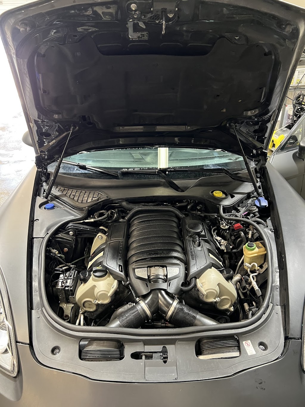Wash It Auto Detailing | 43 Base Line Rd W Unit:2, London, ON N6J 1V5, Canada | Phone: (519) 672-2441
