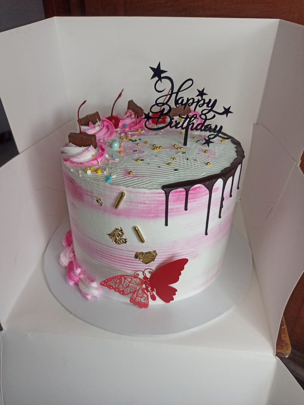 Cakes by AbimSugar | 5717 2 St SW, Calgary, AB T2H 0A1, Canada