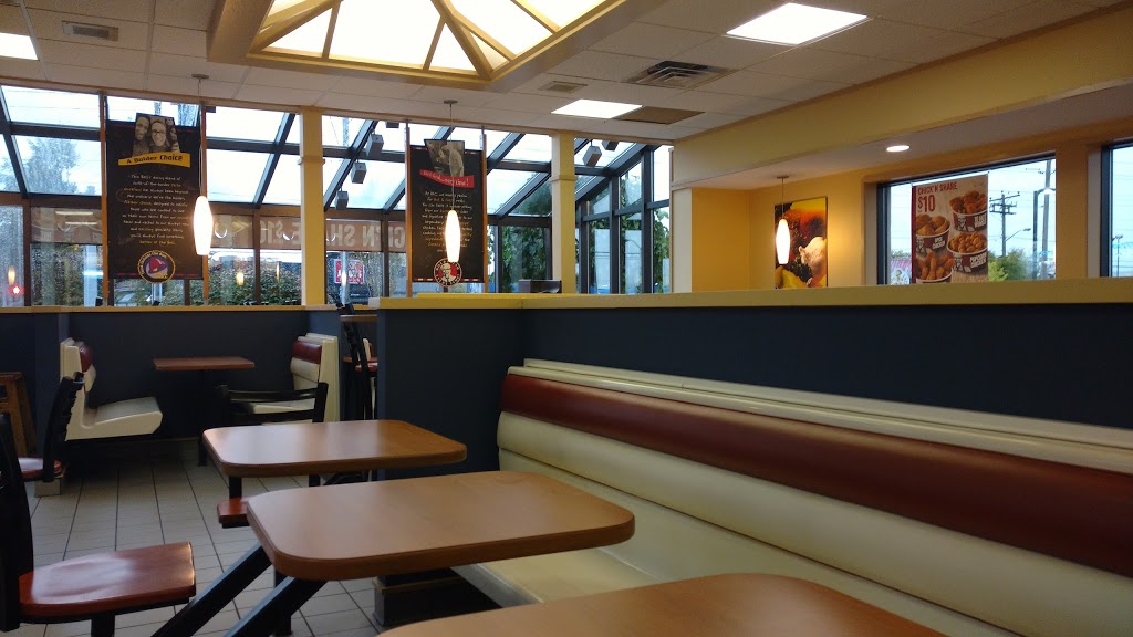 KFC | 379 Ontario St, St. Catharines, ON L2R 5L3, Canada | Phone: (905) 684-4806