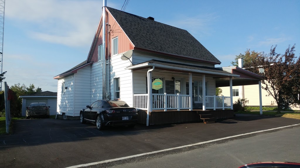 Institut de beauté chez Geneviève | 231 Rue de lÉglise, Saint-Gédéon-de-Beauce, QC G0M 1T0, Canada | Phone: (418) 582-3259