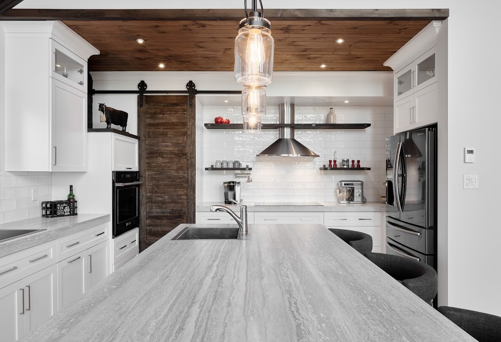 Armoire Natura | 103 Boulevard Nilus-Leclerc, LIslet, QC G0R 2B0, Canada | Phone: (418) 527-4137