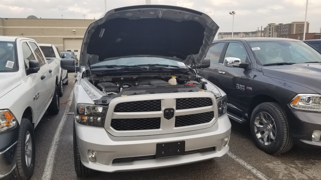 Woodbine Chrysler Ltd | 8280 Woodbine Ave, Markham, ON L3R 2N8, Canada | Phone: (888) 656-0343