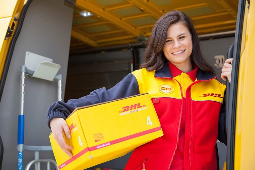 DHL EXPRESS | 7398 Yonge St, Thornhill, ON L4J 8J2, Canada | Phone: (905) 597-5260