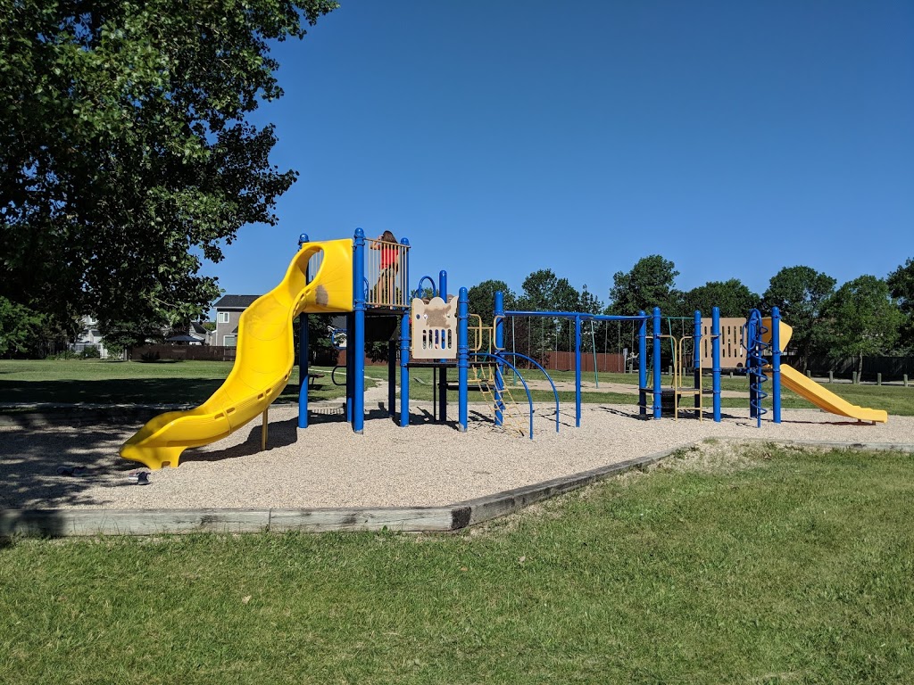Seigneurie Park | 175 De la Seigneurie Blvd, Winnipeg, MB R3X 1S8, Canada