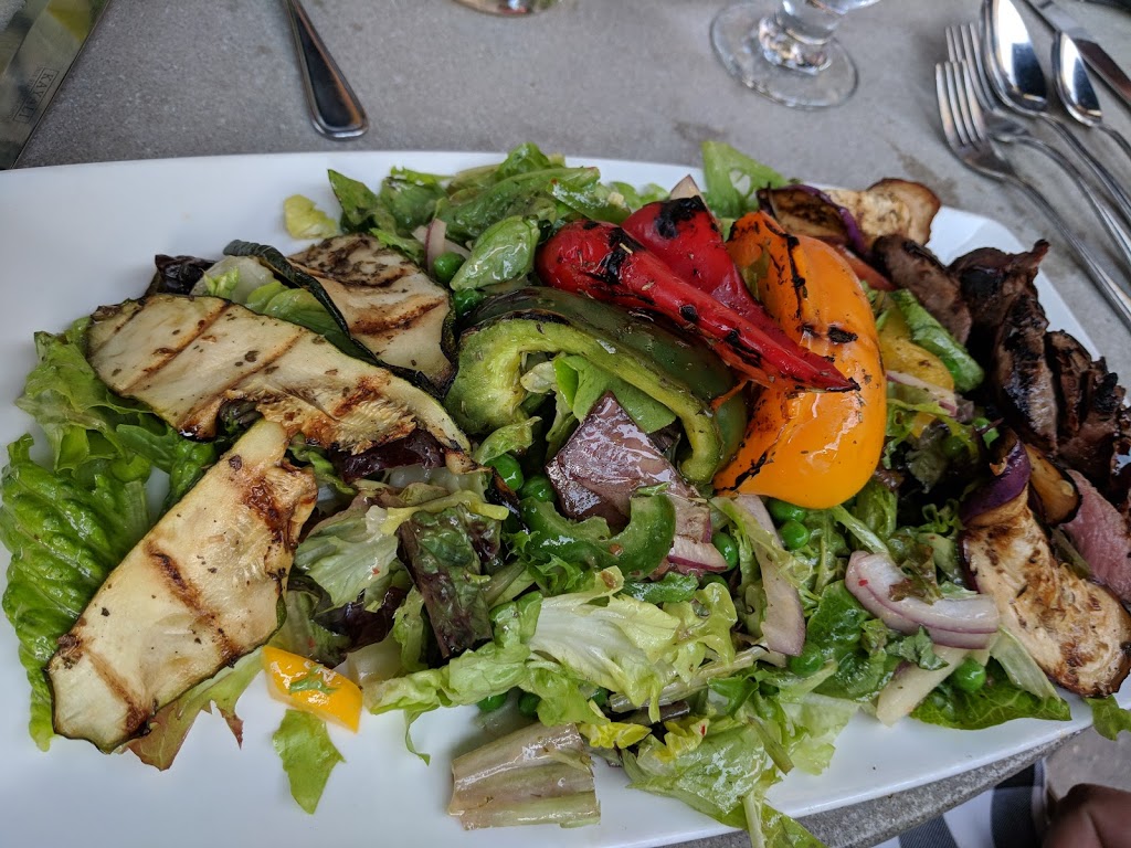 Infernos Bistro | 312 Des Meurons St, Winnipeg, MB R2H 2N6, Canada | Phone: (204) 262-7400