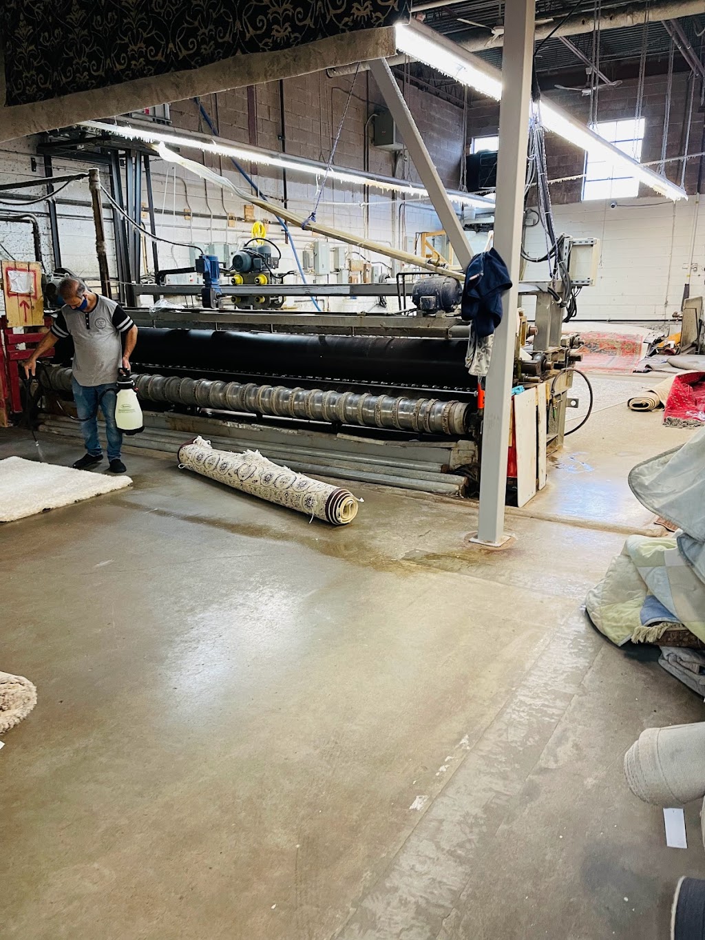 Lunas Area Rugs Cleaning | 25 Bristol Ave, Brampton, ON L6X 2B1, Canada | Phone: (647) 556-0234