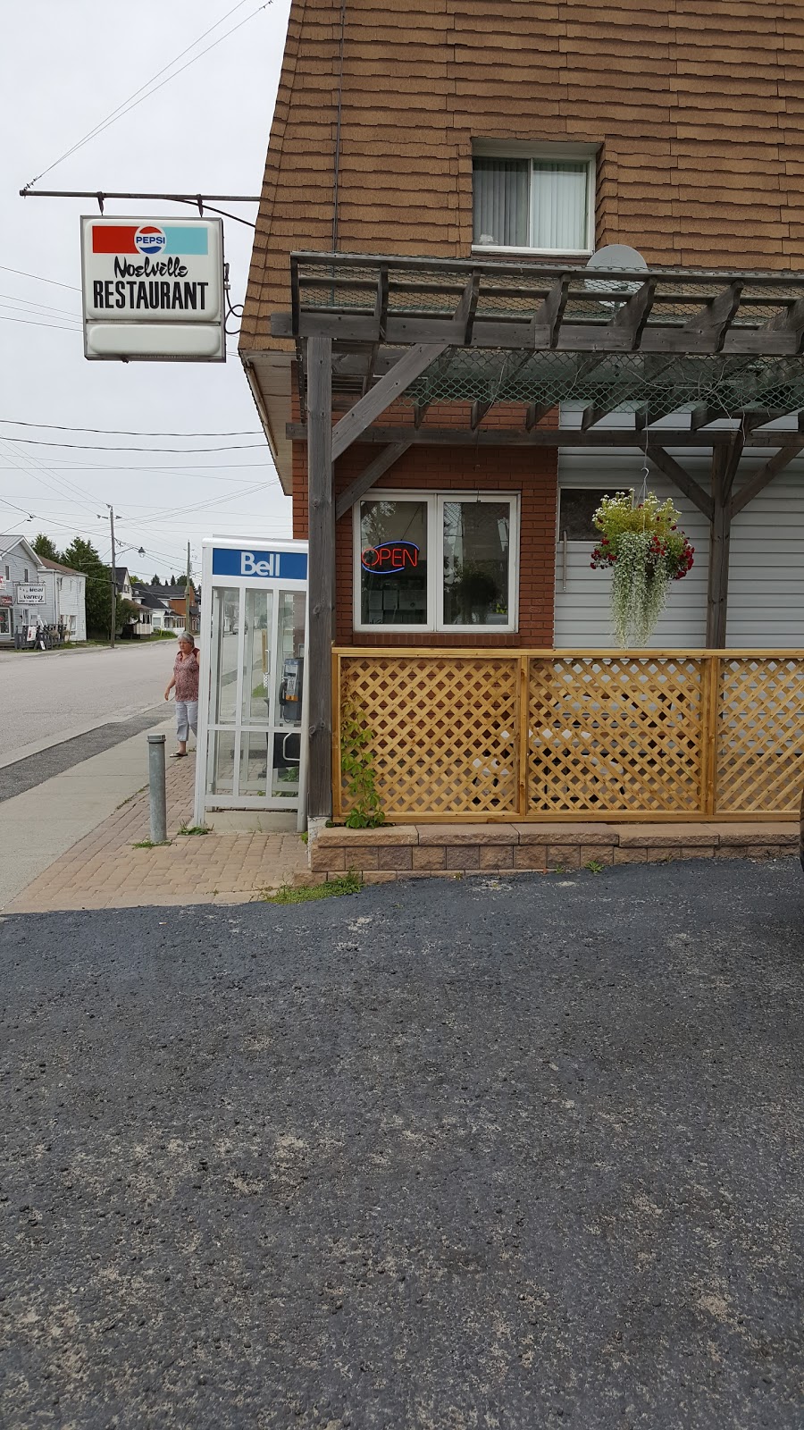 Noelville Restaurant | 8 David N St, Noëlville, ON P0M 2N0, Canada | Phone: (705) 898-2191
