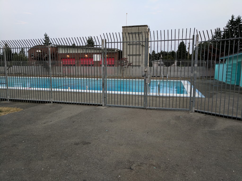 Royal Kwantlen Pool | 13079 104 Ave, Surrey, BC V3T 1T8, Canada | Phone: (604) 502-6252