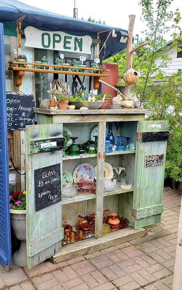 Awesome Berries & Gardens | 7505 Northville Rd, Thedford, ON N0M 2N0, Canada | Phone: (519) 828-3872