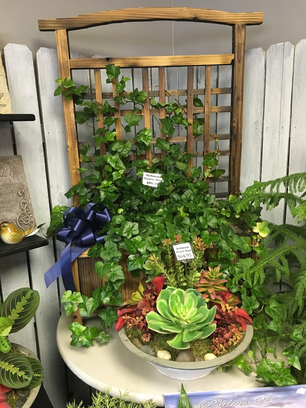 Richmond Flower Shop | 69001 N, Main St, Richmond, MI 48062, USA | Phone: (586) 727-1011