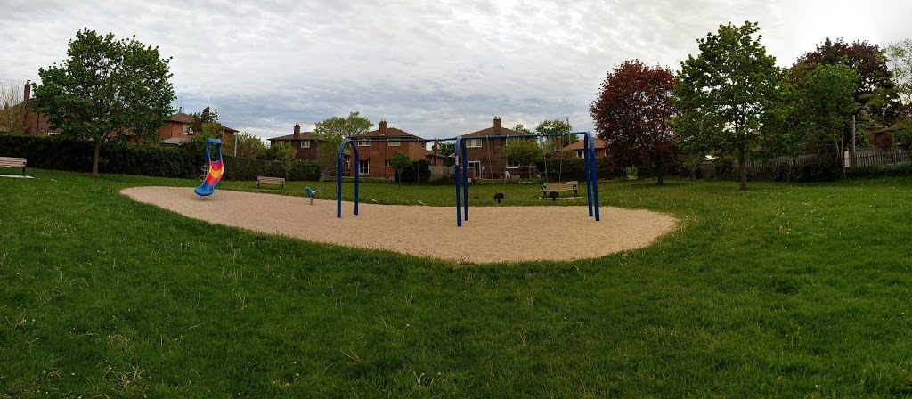 Wilson Heights Parkette | 576, Wilson Heights Parkette, 576 Wilson Heights Blvd, Toronto, ON M3H, Canada | Phone: (416) 338-4386