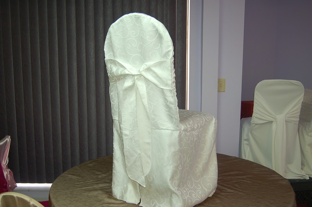 Chair Cover King | 2009 Lawrence Ave W #9, York, ON M9N 3V2, Canada | Phone: (416) 241-3364