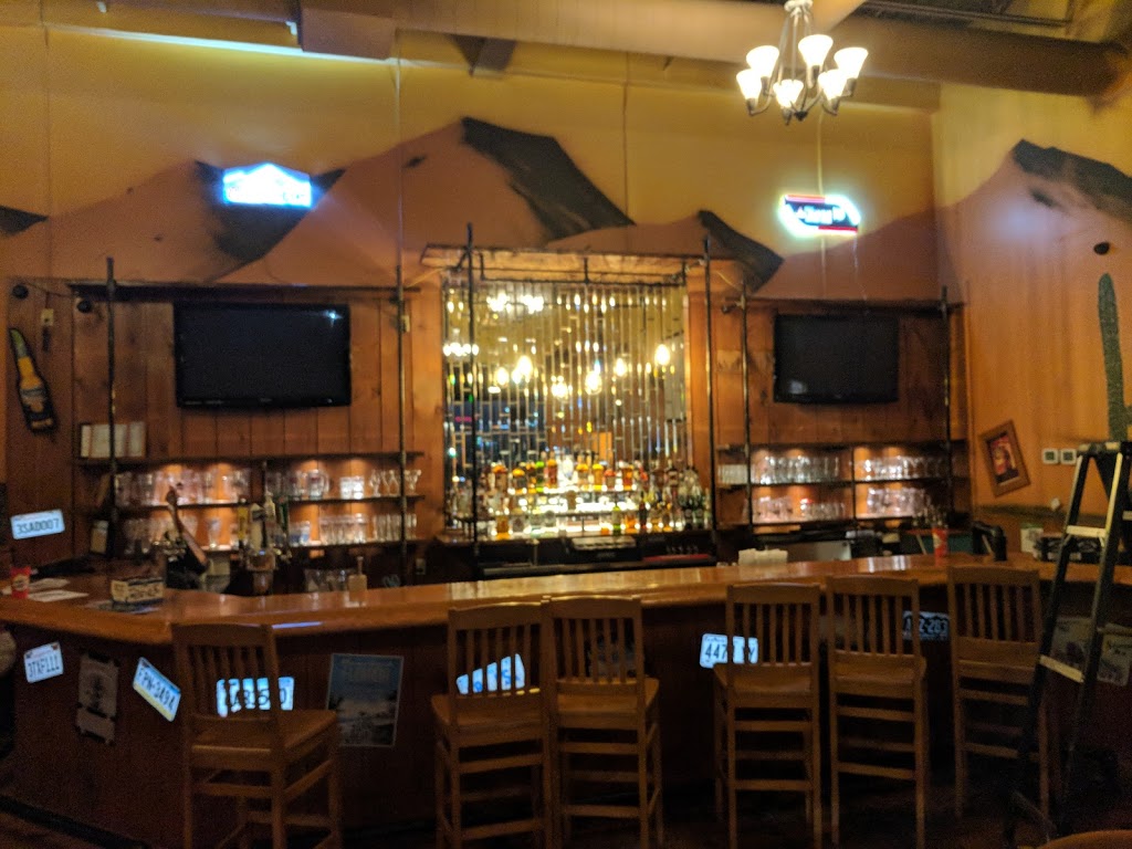 Wild Wing | 343 Glendale Ave, St. Catharines, ON L2T 0A1, Canada | Phone: (905) 680-9453