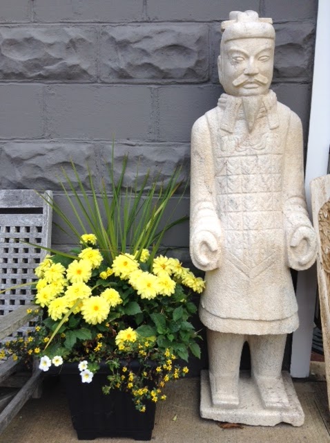 Far-Fetched Antique & Art Gallery | 218 St George St, Annapolis Royal, NS B0S 1A0, Canada | Phone: (902) 532-0179